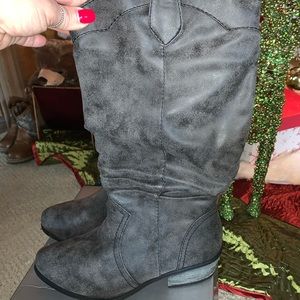 EUC Bahboo Sadie Slouch Boot